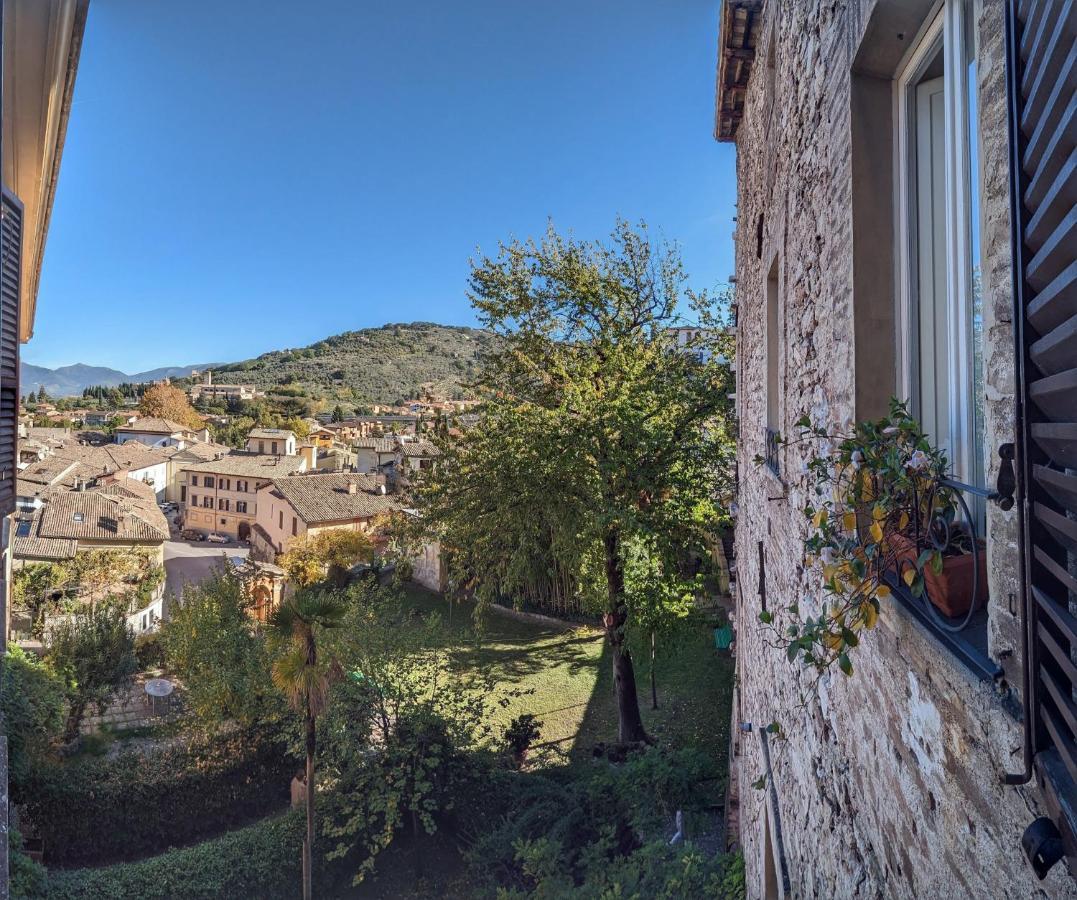 Apartamento Lizium Spoleto Exterior foto